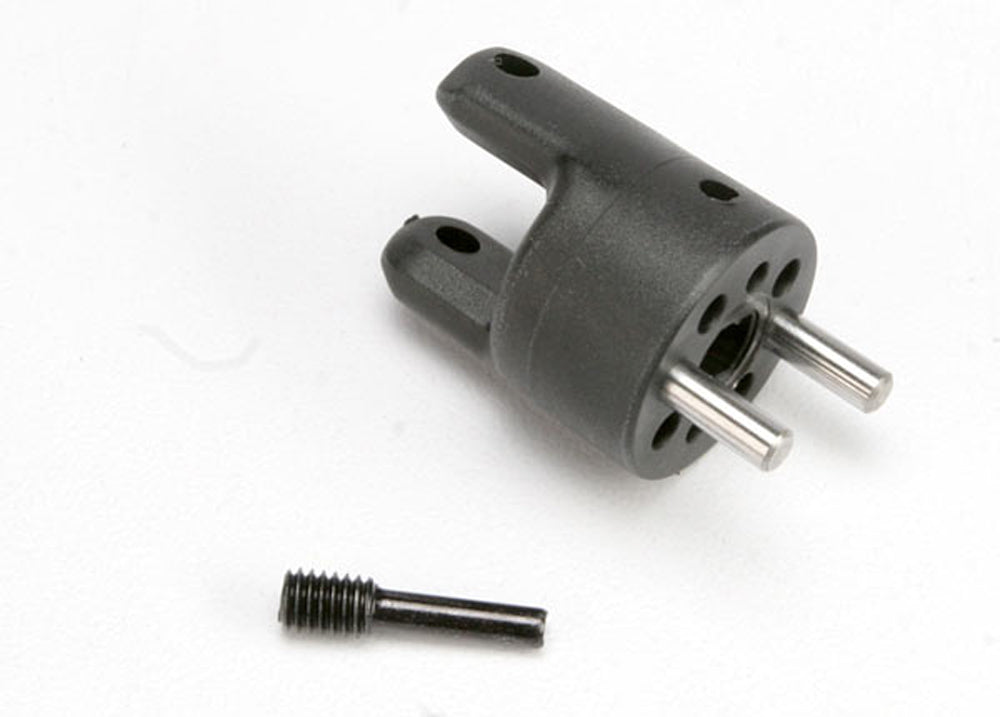 Traxxas 5457 Revo Yoke with 4x15mm Screw Pin